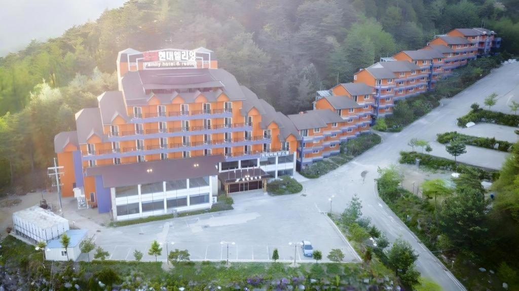 Hyundai Elliot Hotel And Resort Pyeongchang Eksteriør billede